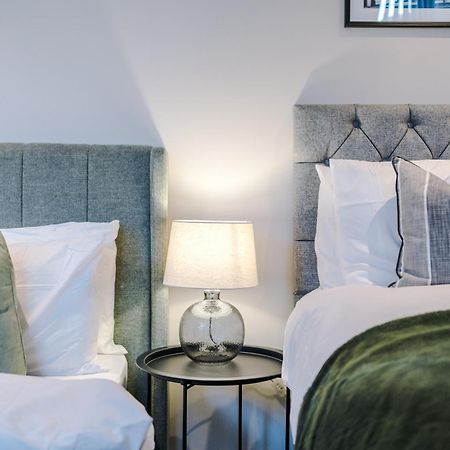 Designer Central Home In Leeds Sleeps 5 מראה חיצוני תמונה