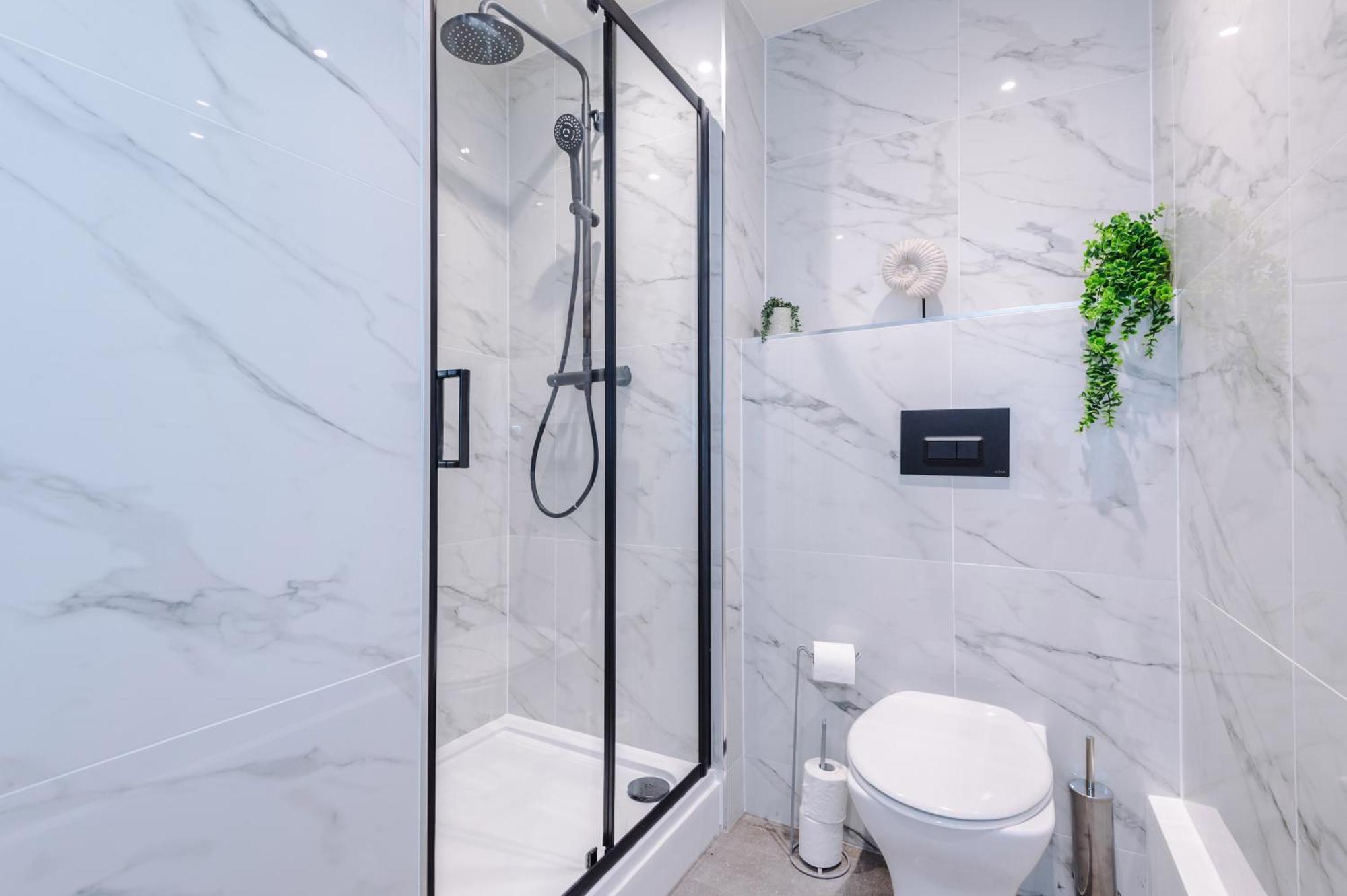 Designer Central Home In Leeds Sleeps 5 מראה חיצוני תמונה